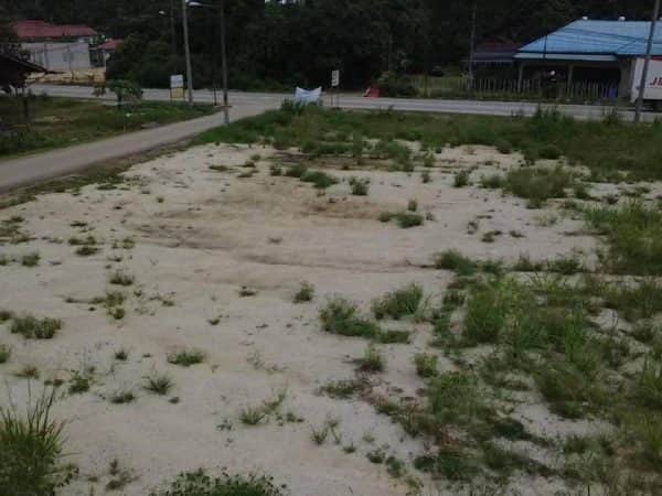 Tanah Komersial Jalan Muar–Labis Pagoh Johor 26673 Sqft Freehold Berhadapan Jalan Utama