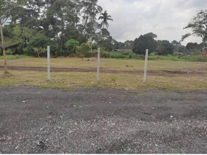 Tanah Untuk Disewa Batu 23 Jalan Sungai Lalang Hulu Langat Semenyih Selangor 14392 Sqft