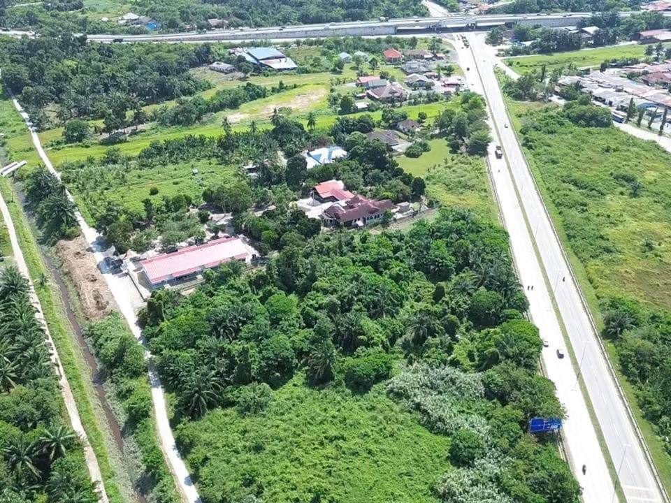Residential Land at Dengkil (next to main road), 0.845 acre