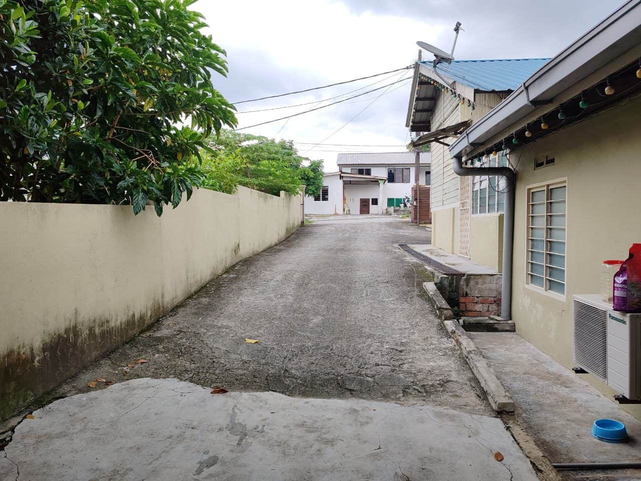 Tanah Lot Bangunan 7,446 Kaki Persegi Majidee Baru Johor Bahru