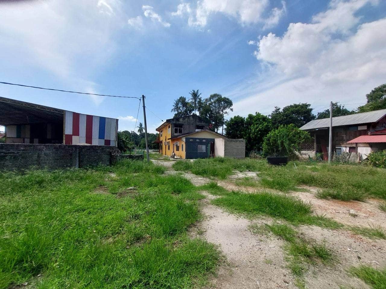 Tanah Freehold Tepi Jalan Utama Lunas Padang Serai Kedah
