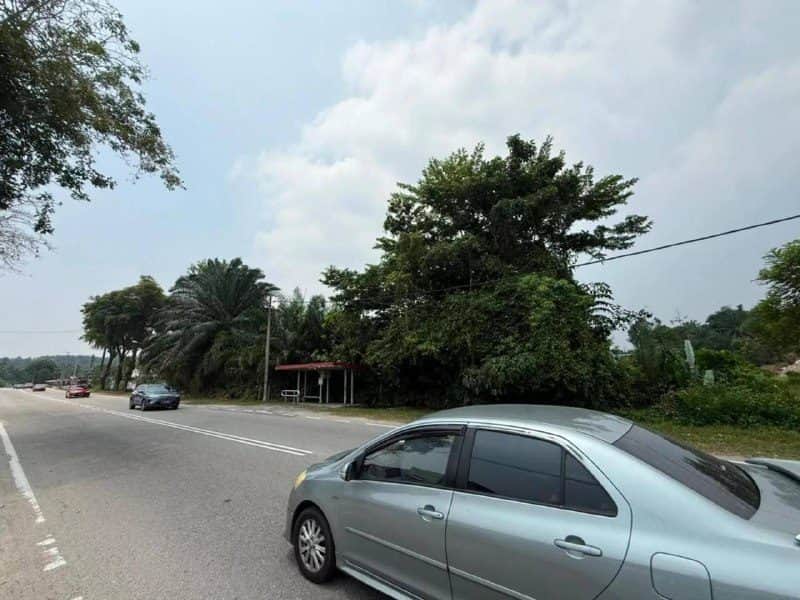 Tanah Komersial 1.03 Ekar Beranang Selangor Freehold