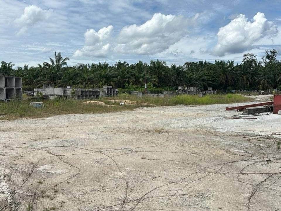 Tanah Industri 5.93 Ekar Jalan Changkat Jong Teluk Intan Perak Untuk Disewa