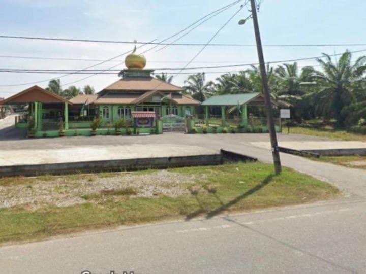 Tanah Pertanian 2.45 Ekar Selekoh Bagan Datuk Perak Freehold Tepi Jalan Utama